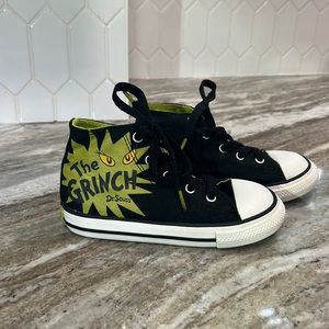 EUC Dr. Seuss Grinch Christmas Converse Shoes - Unisex Toddler Size 10
